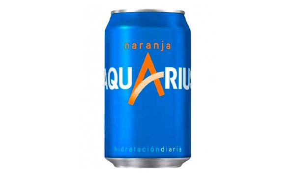 Aquarius naranja lata